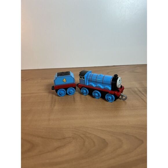 Thomas The Train Friends Push Along Gordon Engine & Tender 2018 Gullane - Picture 1 of 9